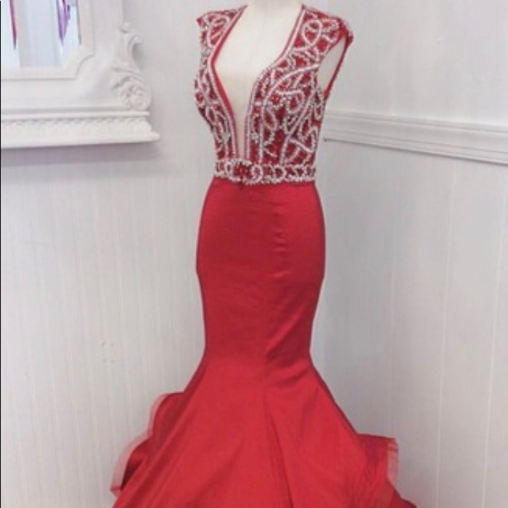 Mac Duggal Gown